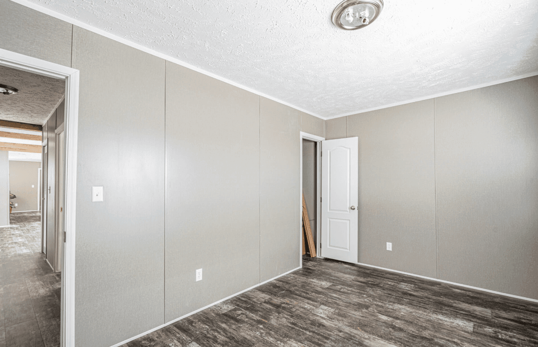 Riverhaven bedroom home features