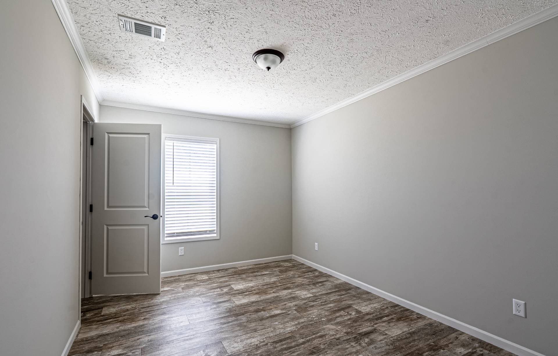 The big easy  home features