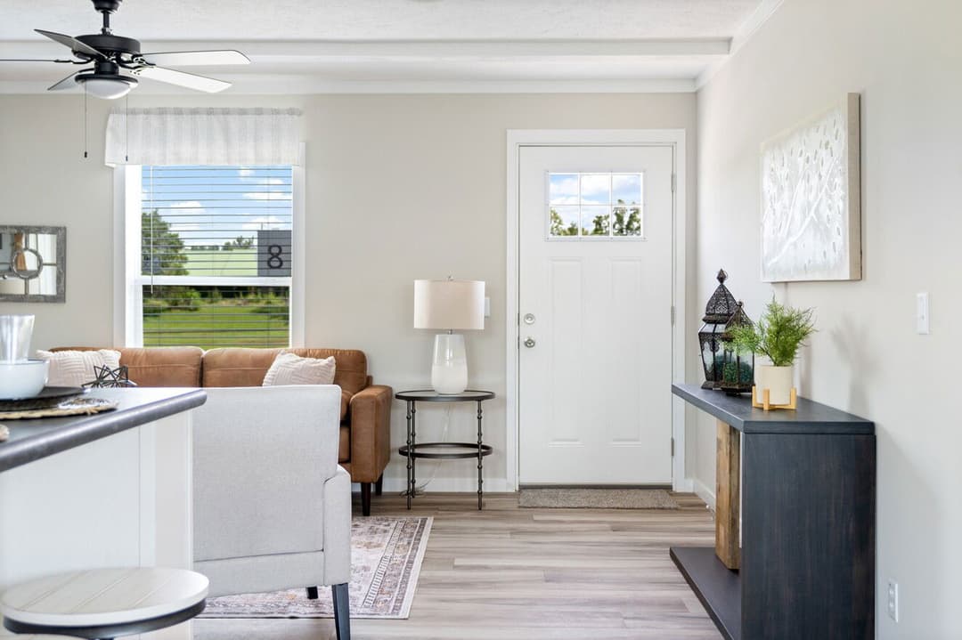 Champ interior home features