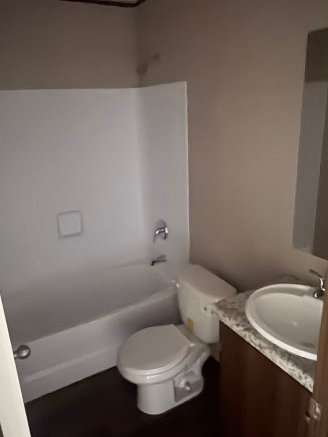 Aspen bathroom home features