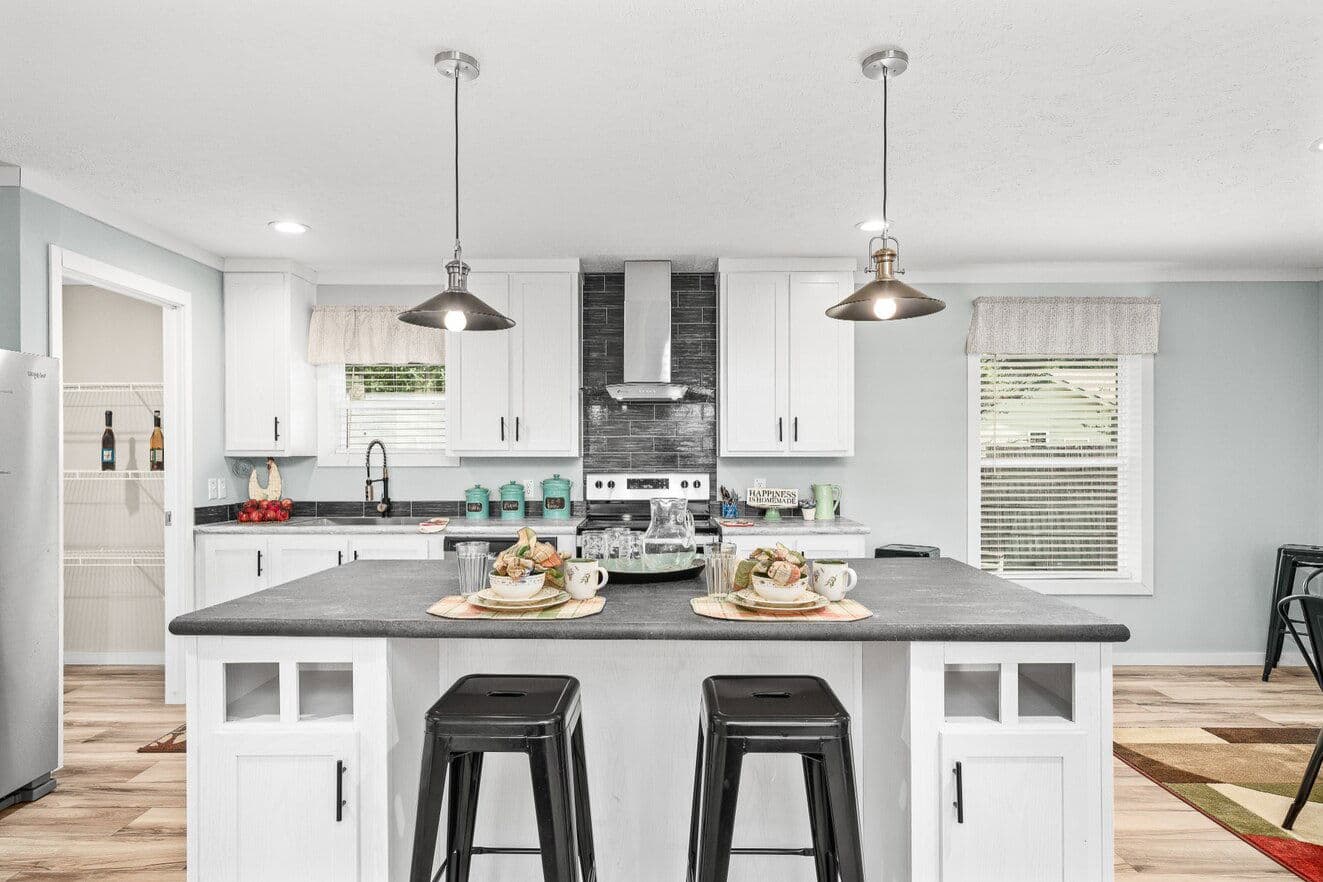 X model 32684x kitchen home features