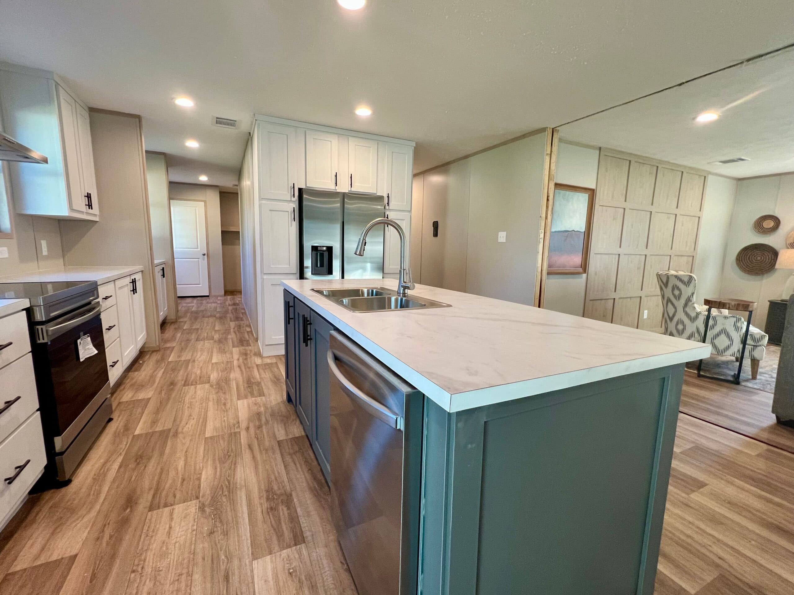 Summit hero home features