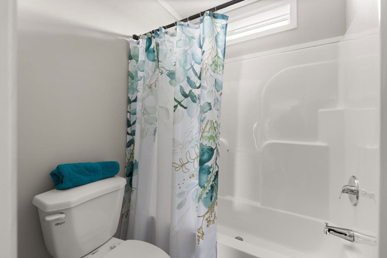 Beam house 32603x bathroom home features