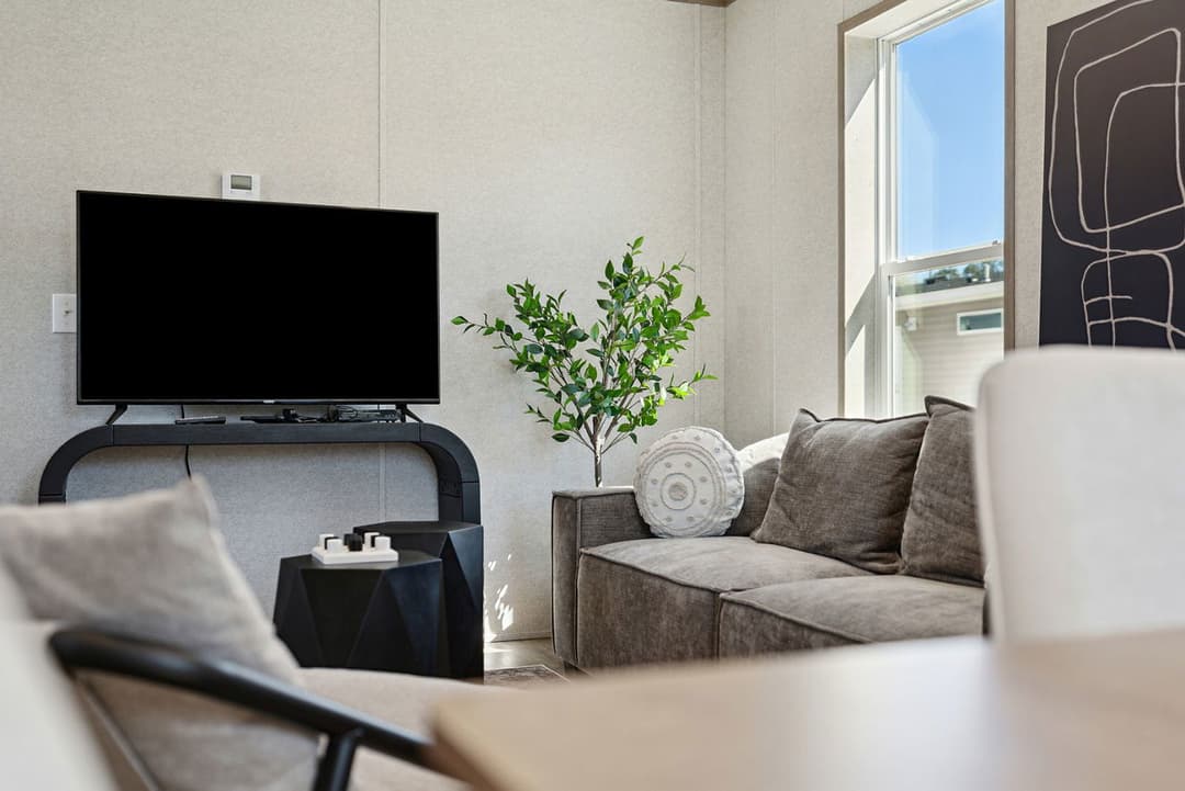 Pike interior home features