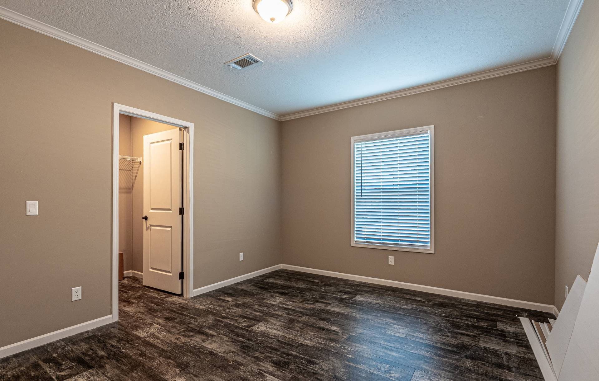 The bryant  home features