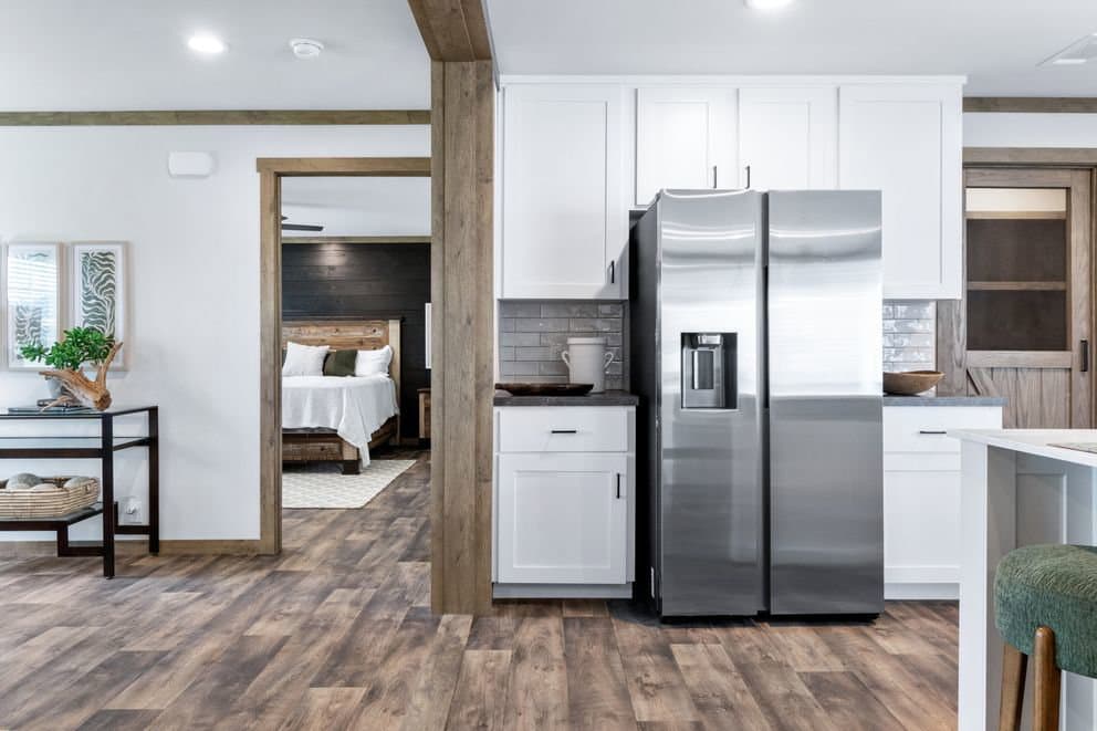 Farm 3 flex elite den kitchen home features