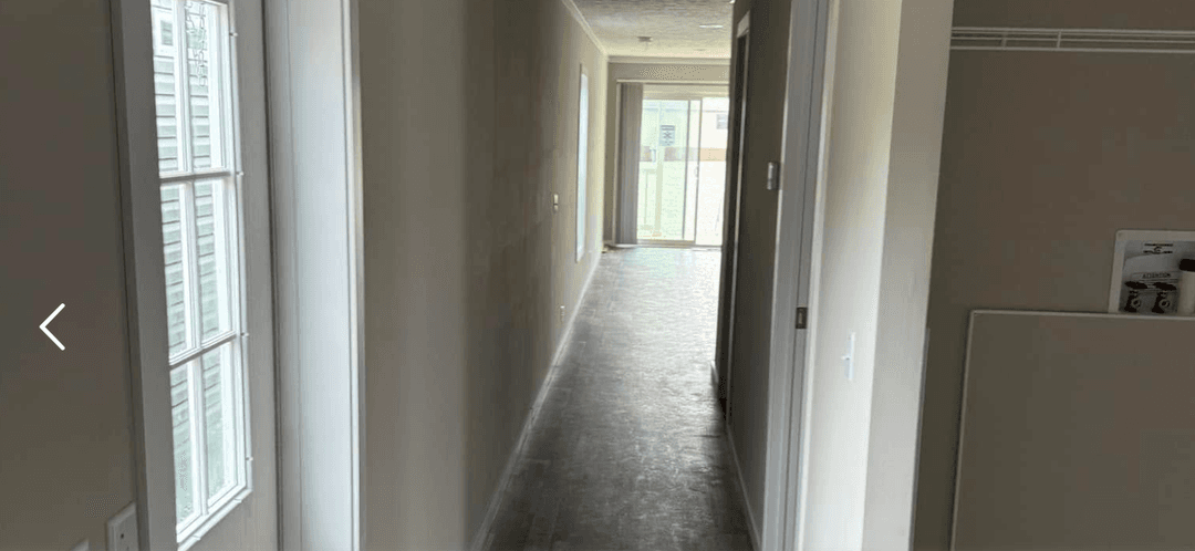 Deuce interior home features