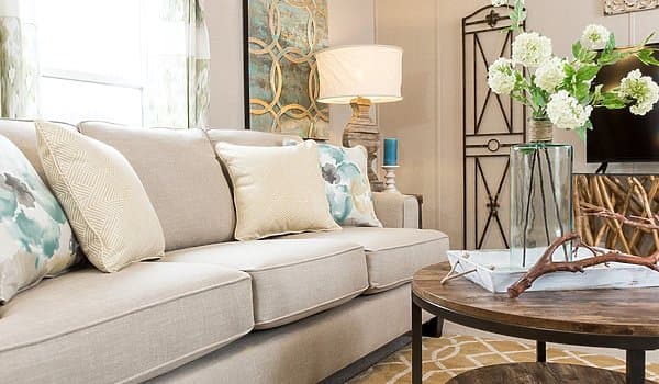 Delight interior home features