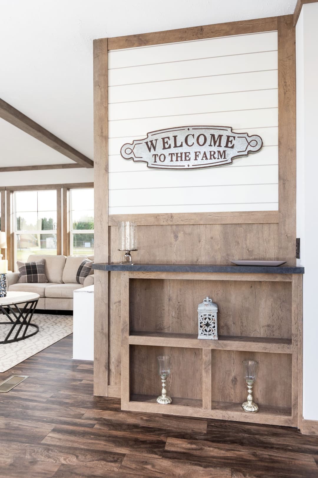 The annie interior home features