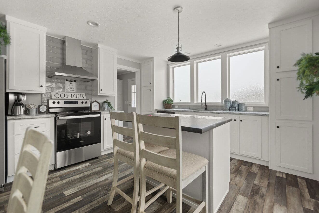 Bella 28483h kitchen home features