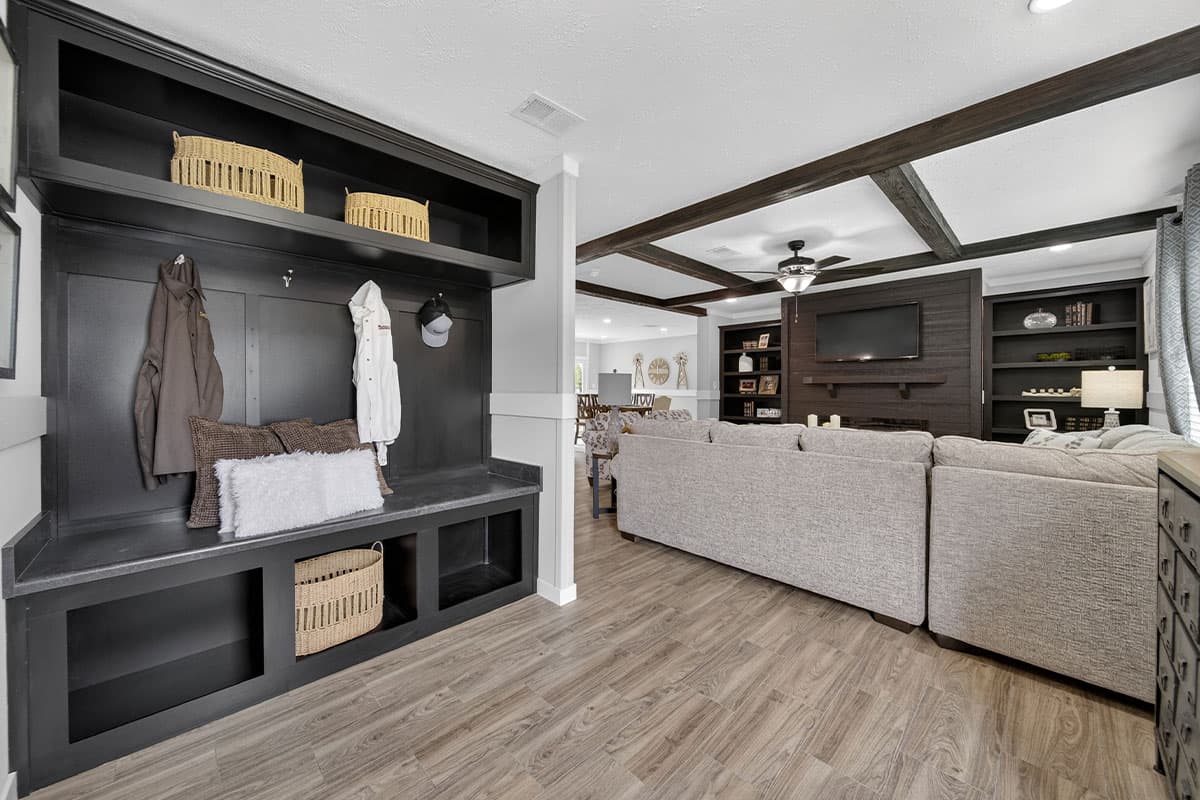 Brookstone md-65-32  home features