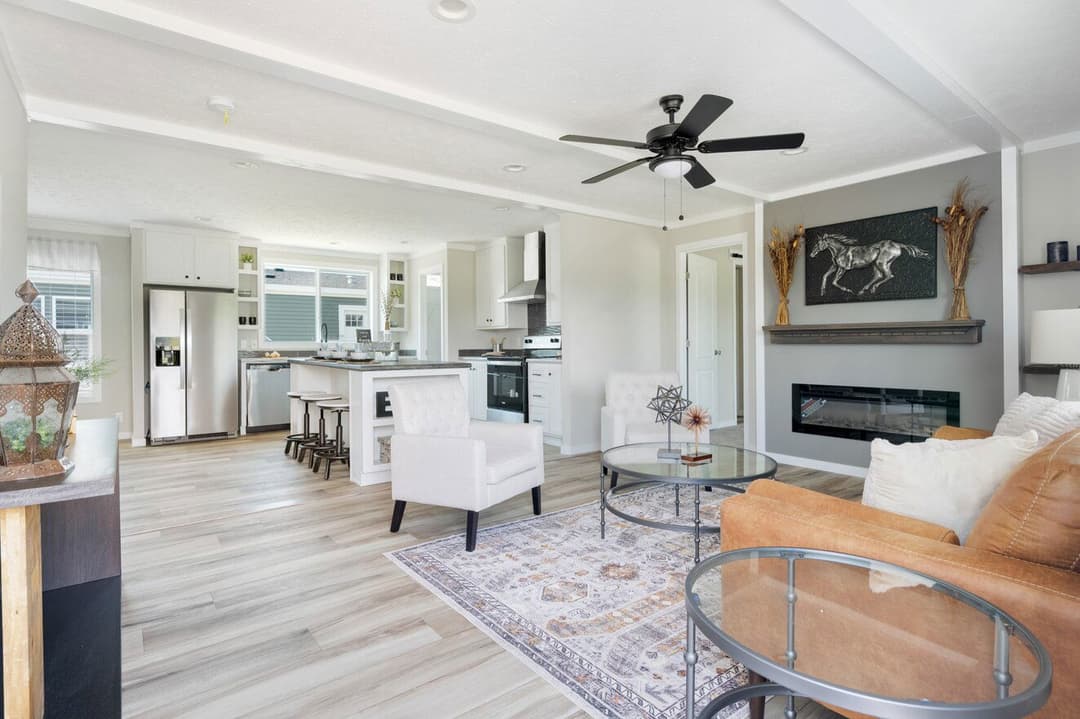 Champ interior home features