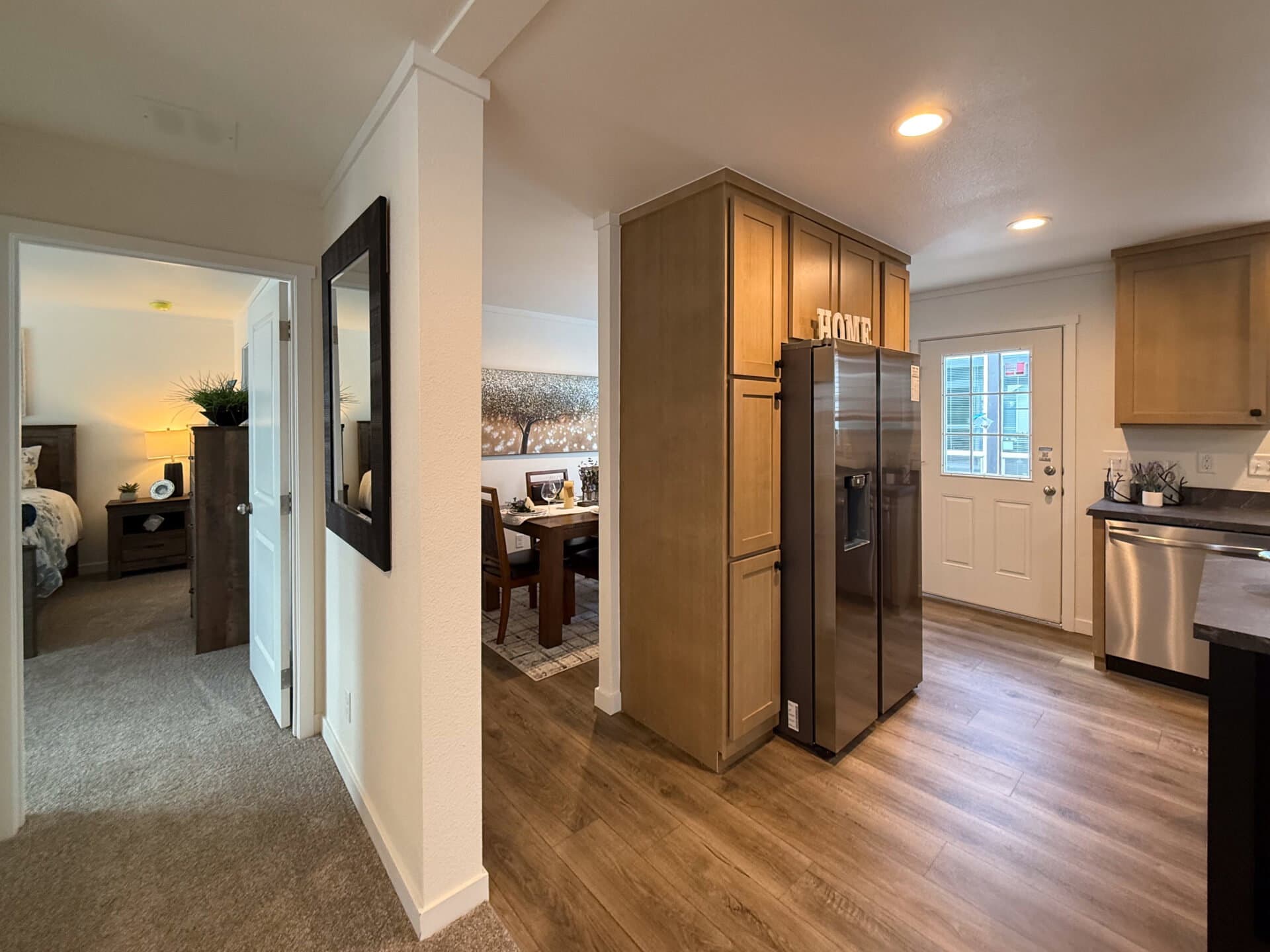 Rocket man  home features