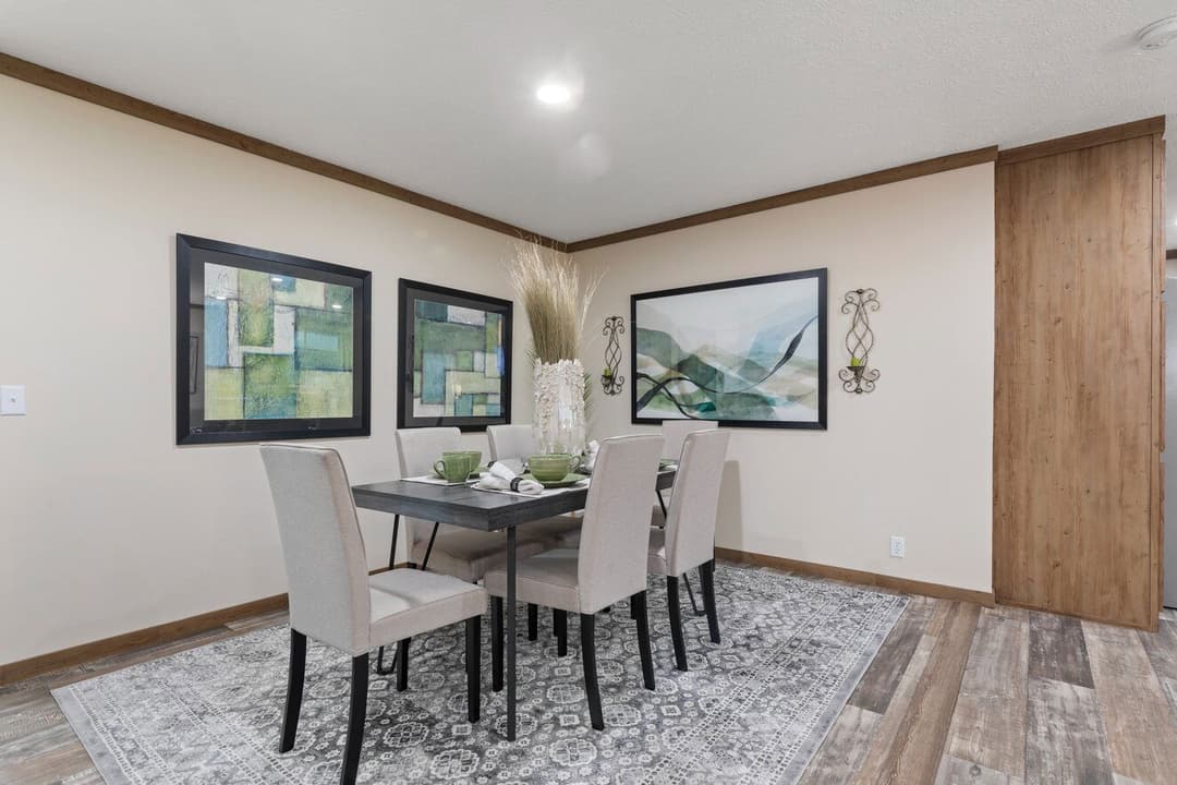 Excalibur 32644x interior home features