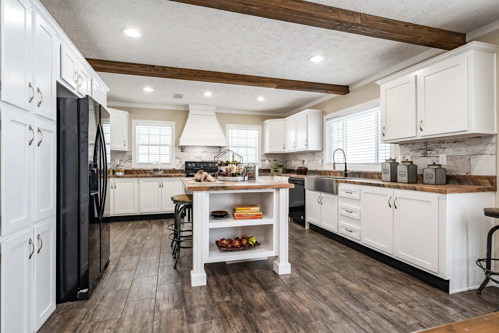 Md-42-32 hero home features