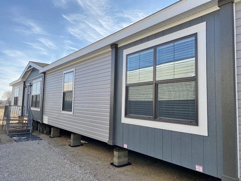 Tinsley  home features