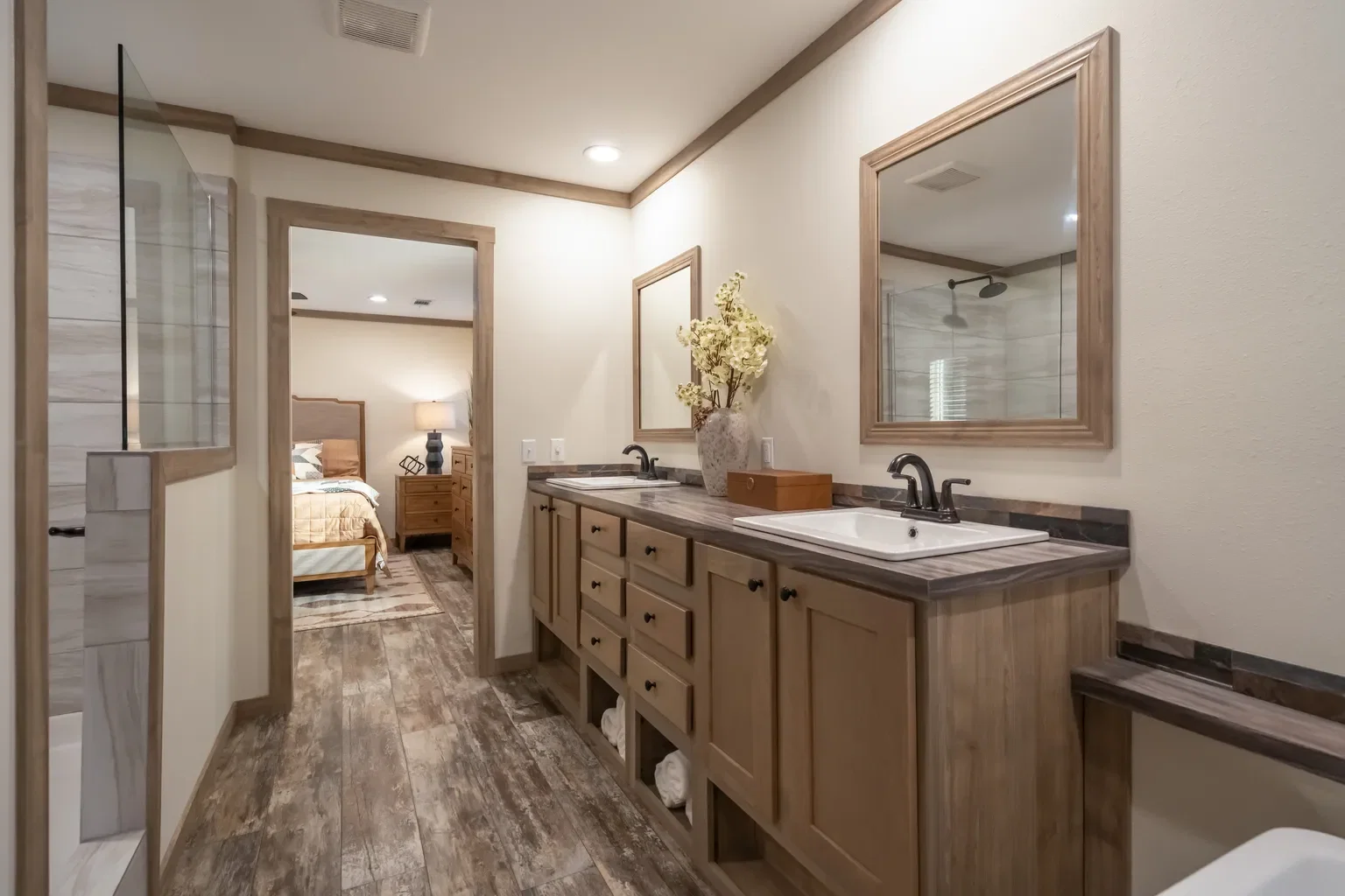 Boujee premier  home features