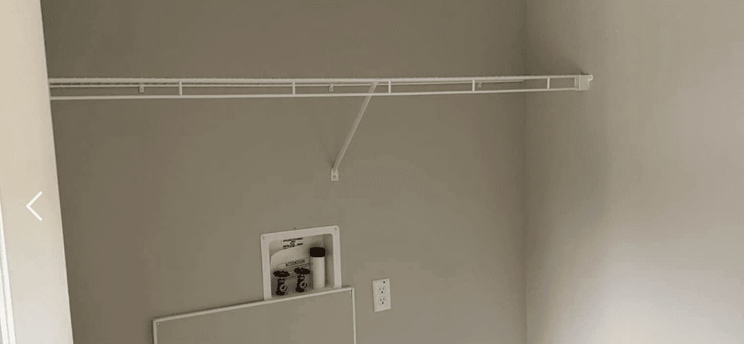 Deuce interior home features