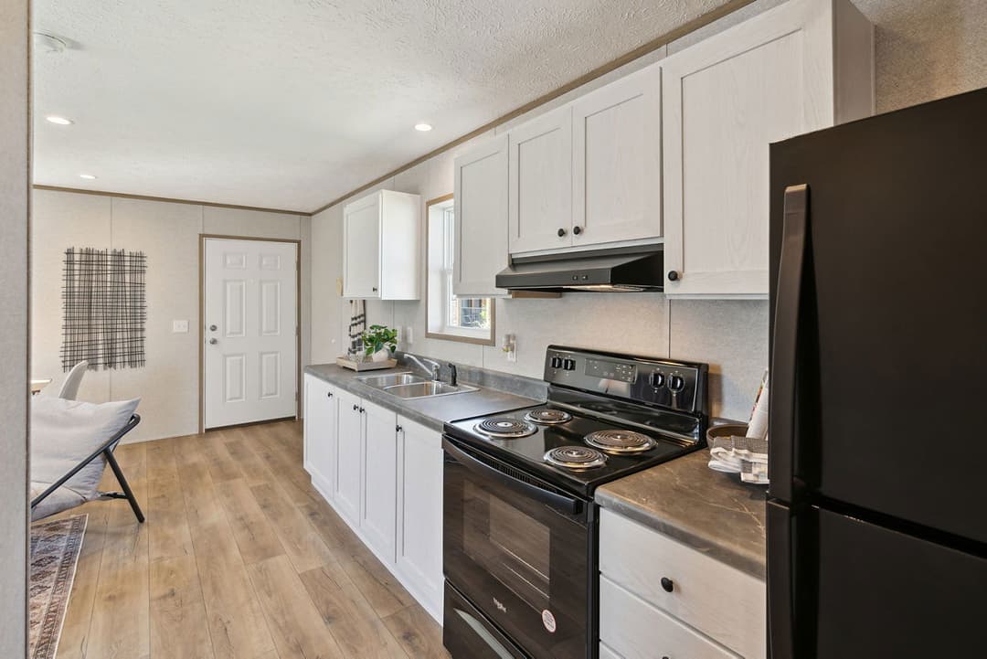 Pike kitchen home features