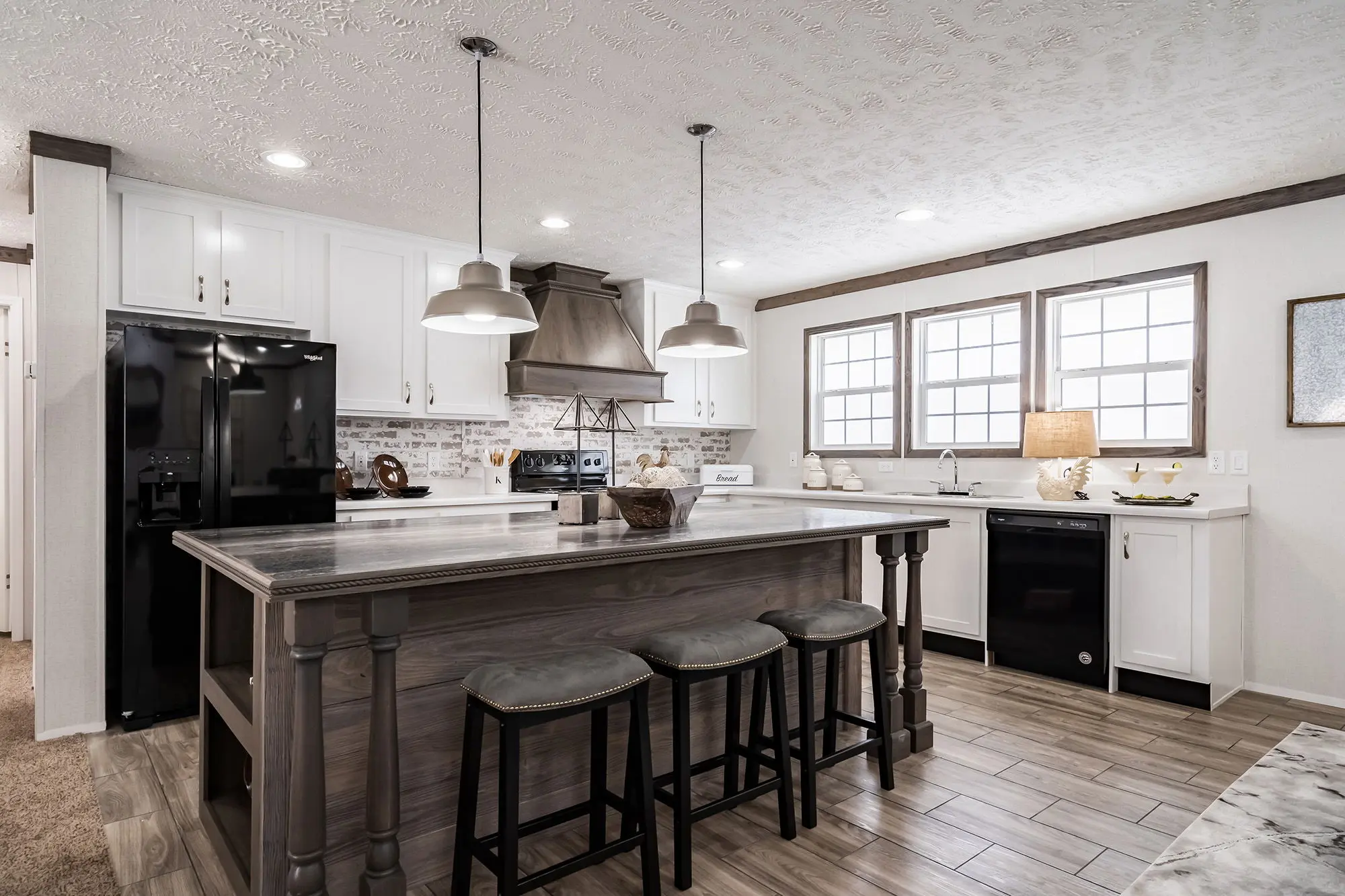 Md-40-32 hero home features
