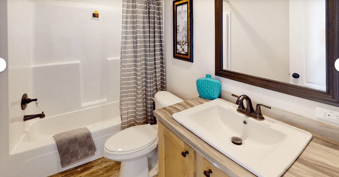 Boujee xl 2 bathroom home features