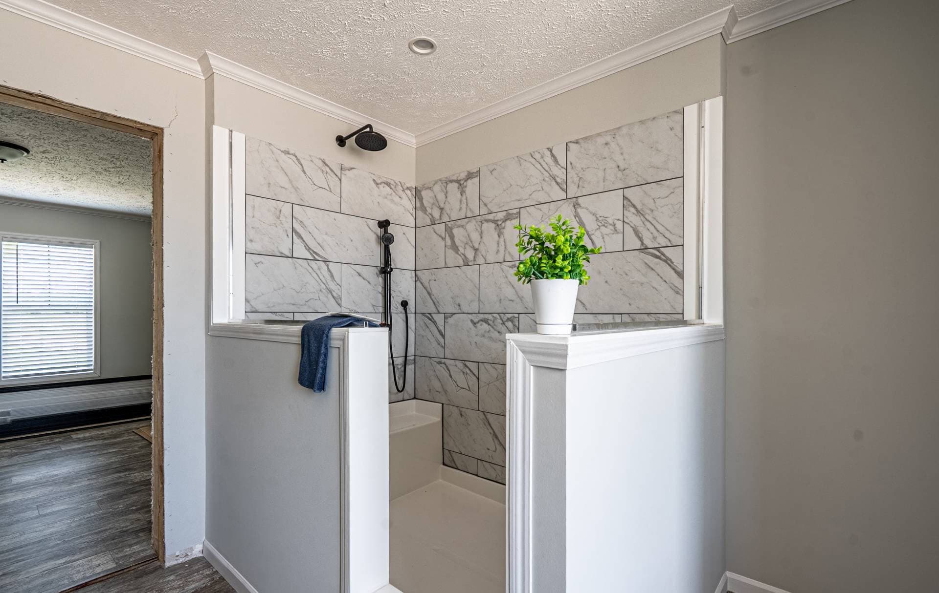 The big easy  home features