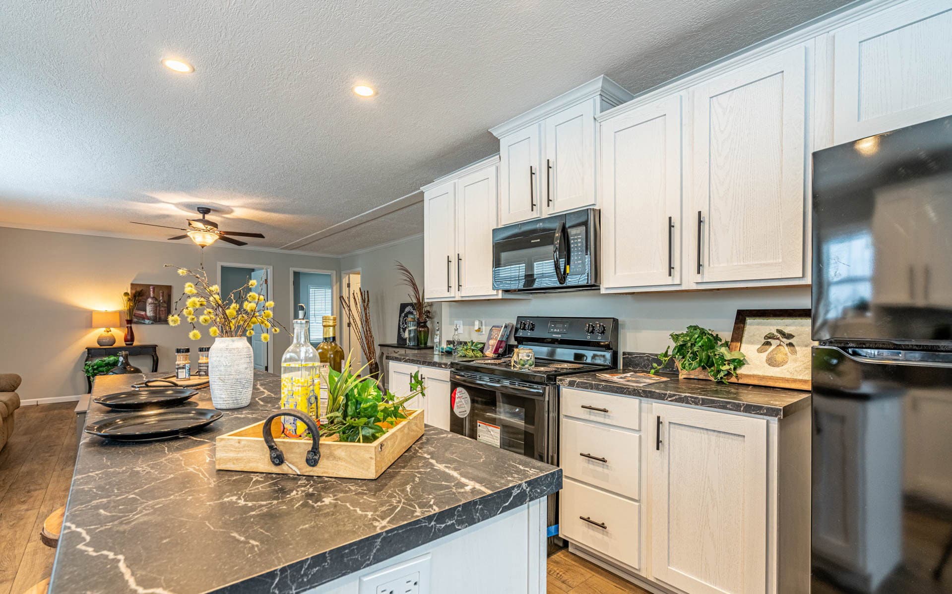 The maverick  home features