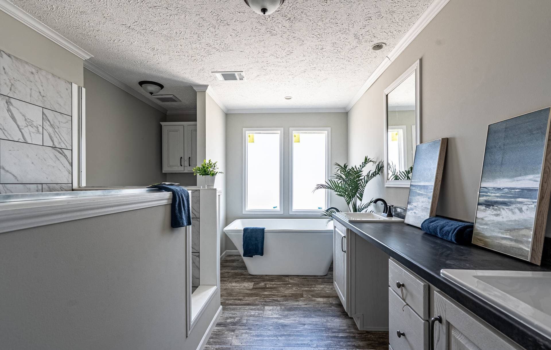 The big easy  home features
