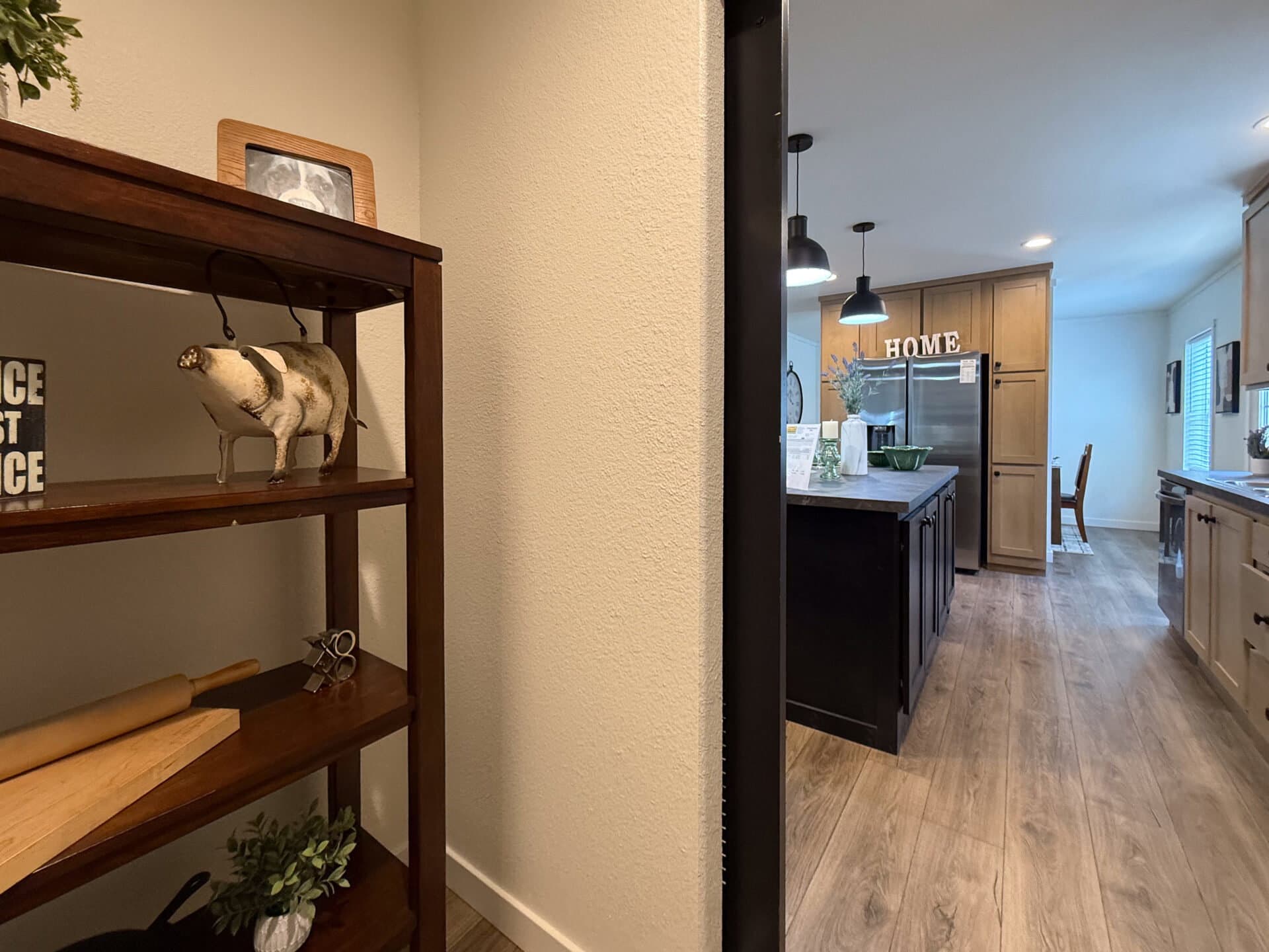 Rocket man  home features