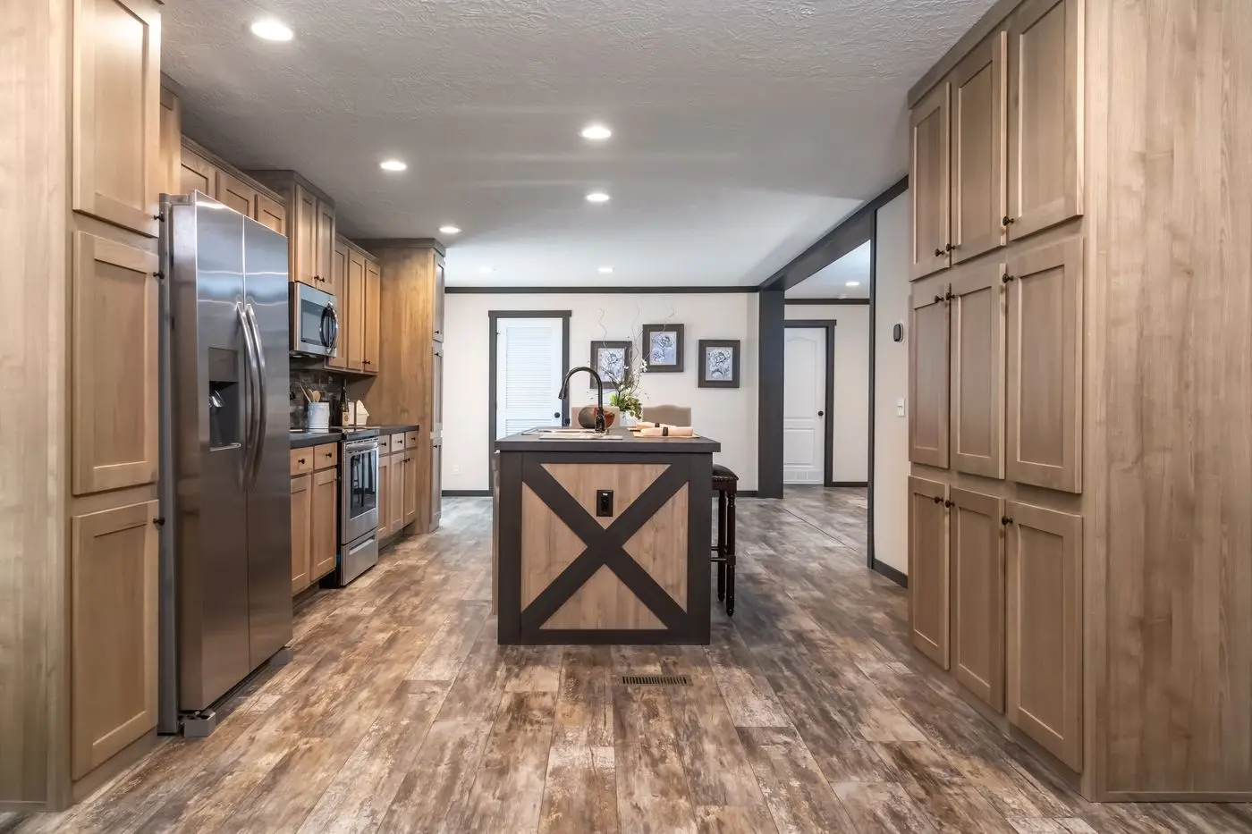 Boujee 2 hero home features