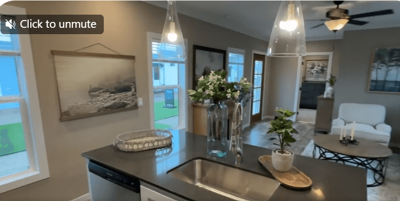 The alexander  home features