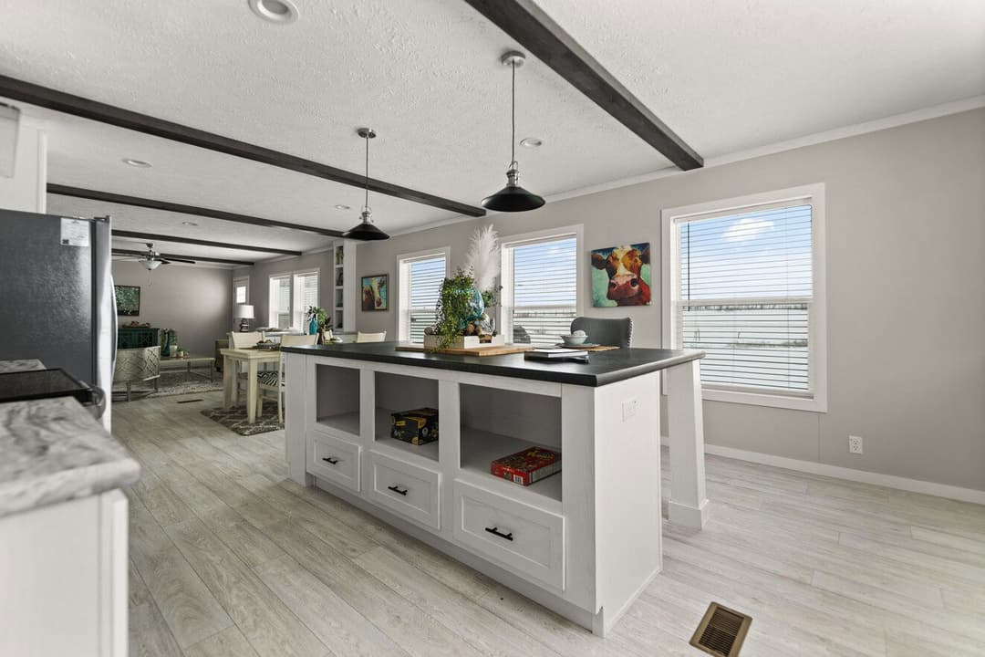 Big beam house 32663x kitchen home features