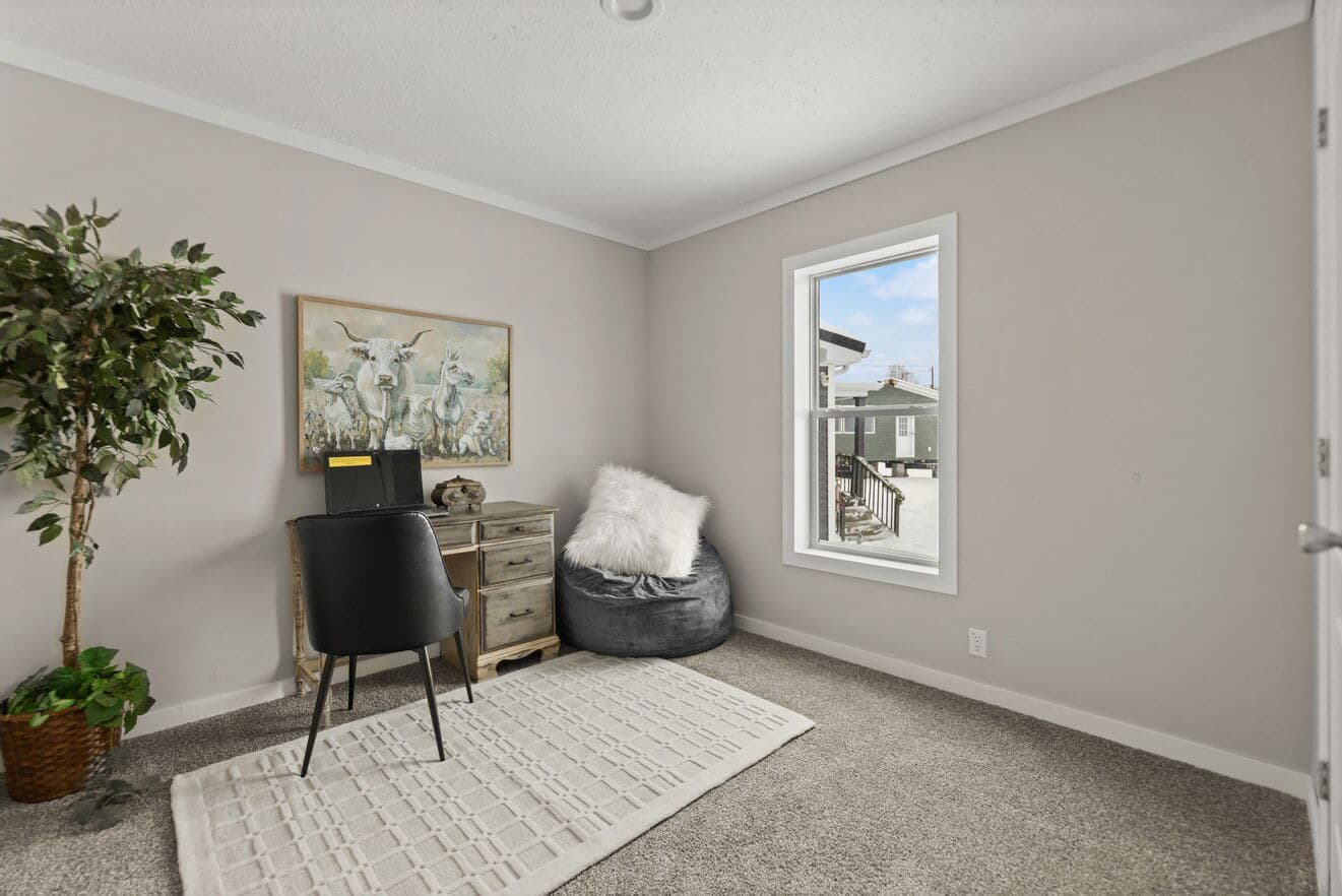 Escape 28443b bedroom home features