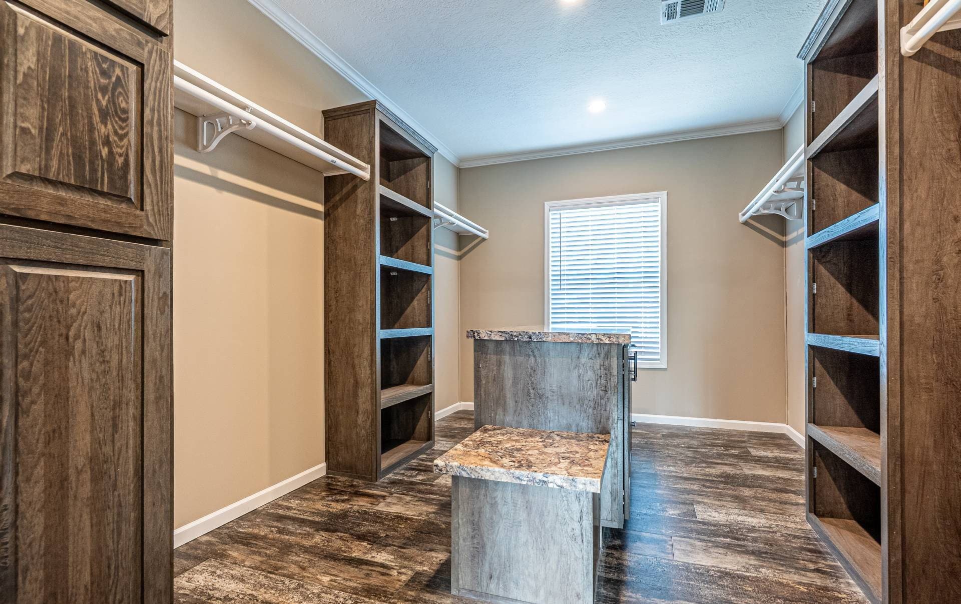 The bryant  home features