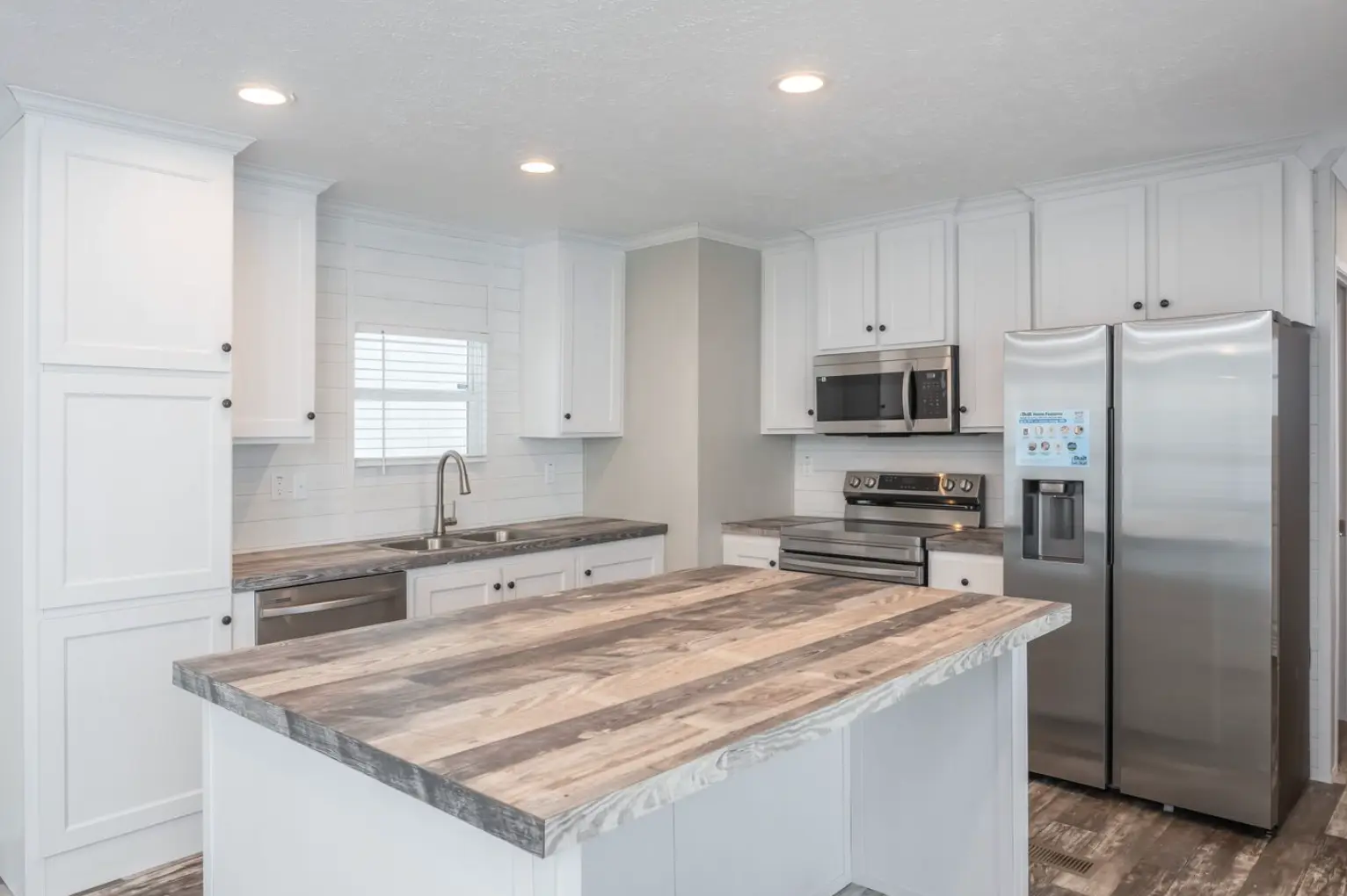 Willow hero home features