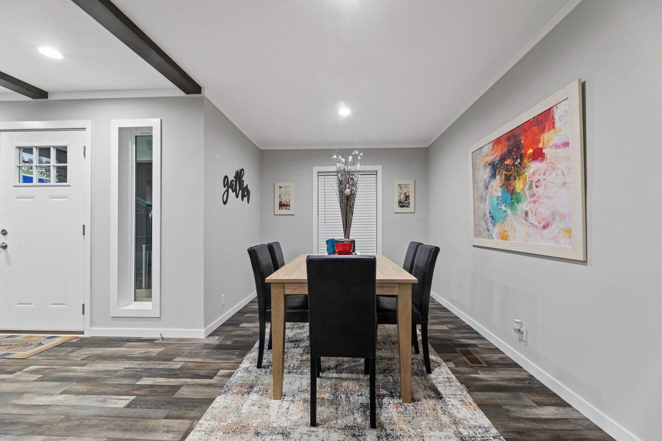 K2 32764p interior home features