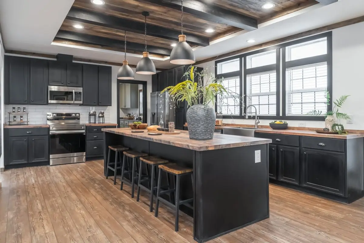 The mill house hero home features