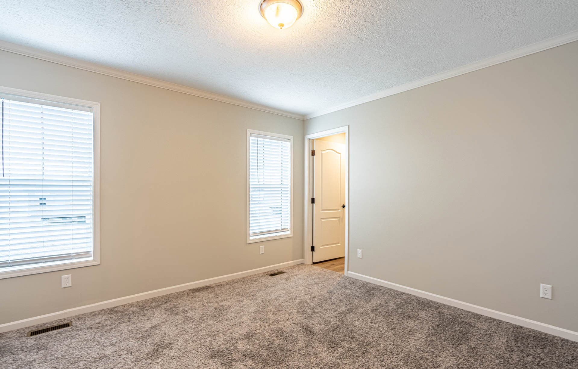The maverick  home features