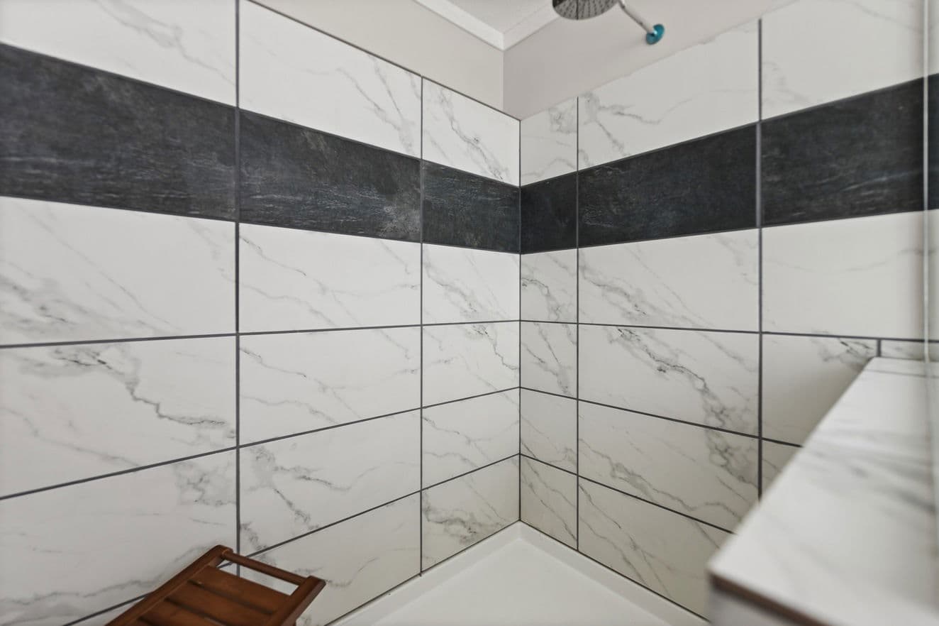 Beam house 32603x bathroom home features