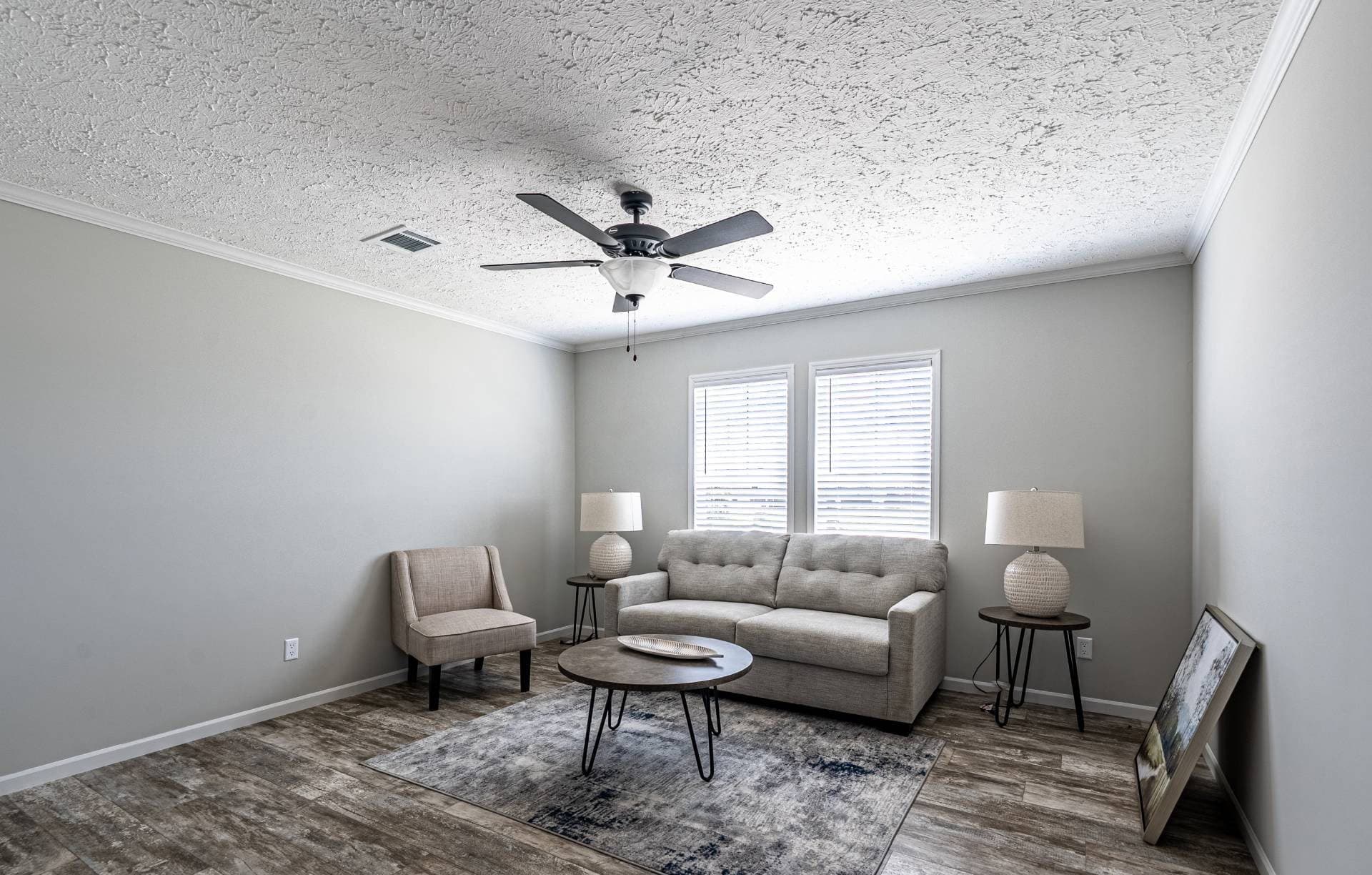 The big easy  home features
