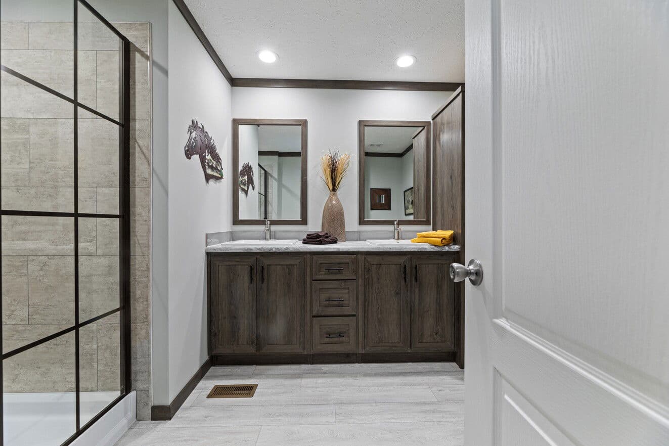 Elevation 32523d bathroom home features