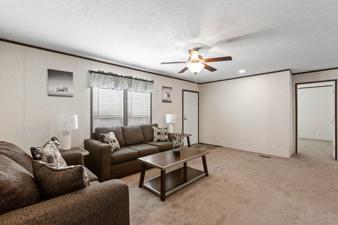 Express 28443w interior home features