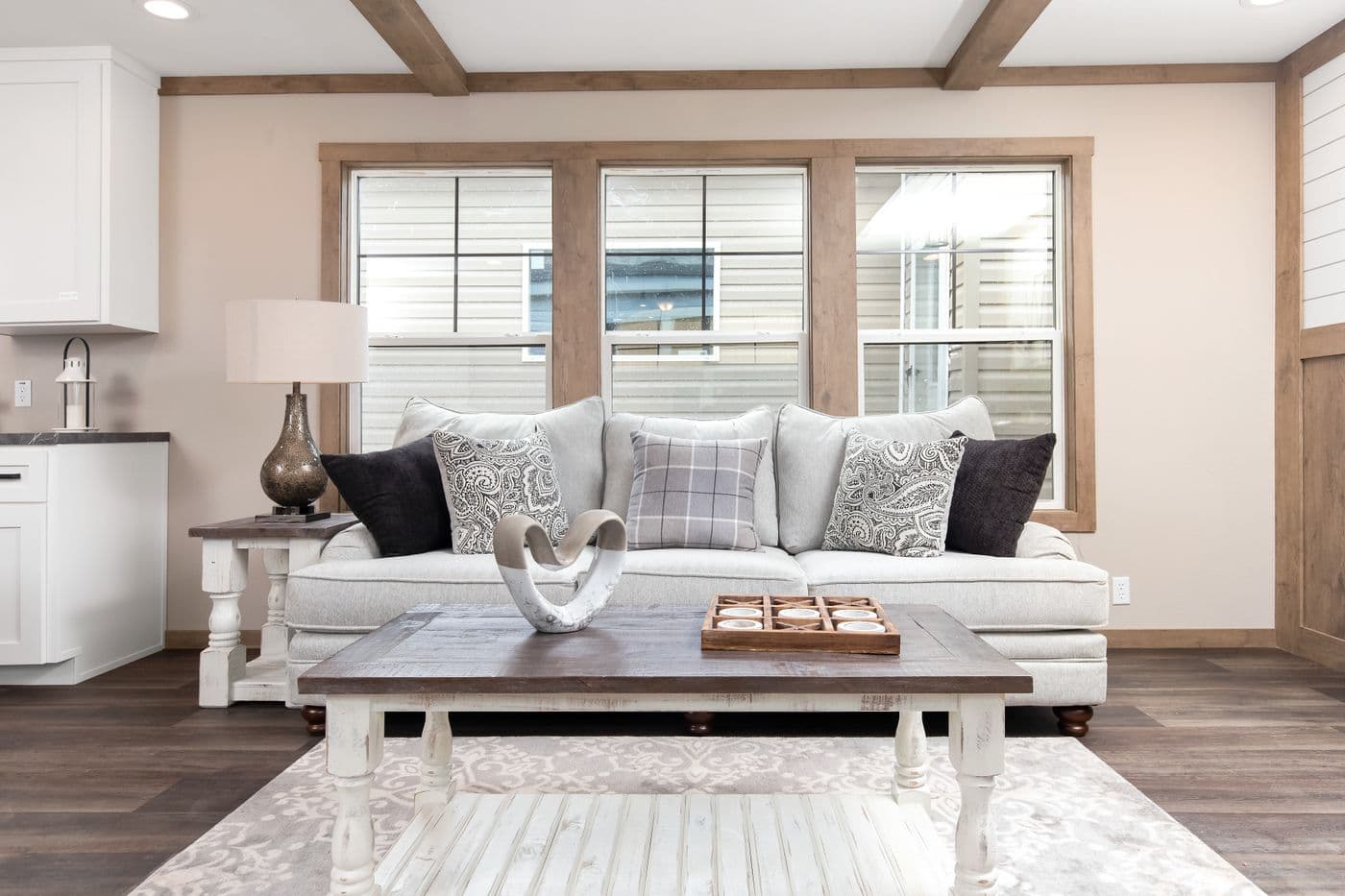 The annie interior home features