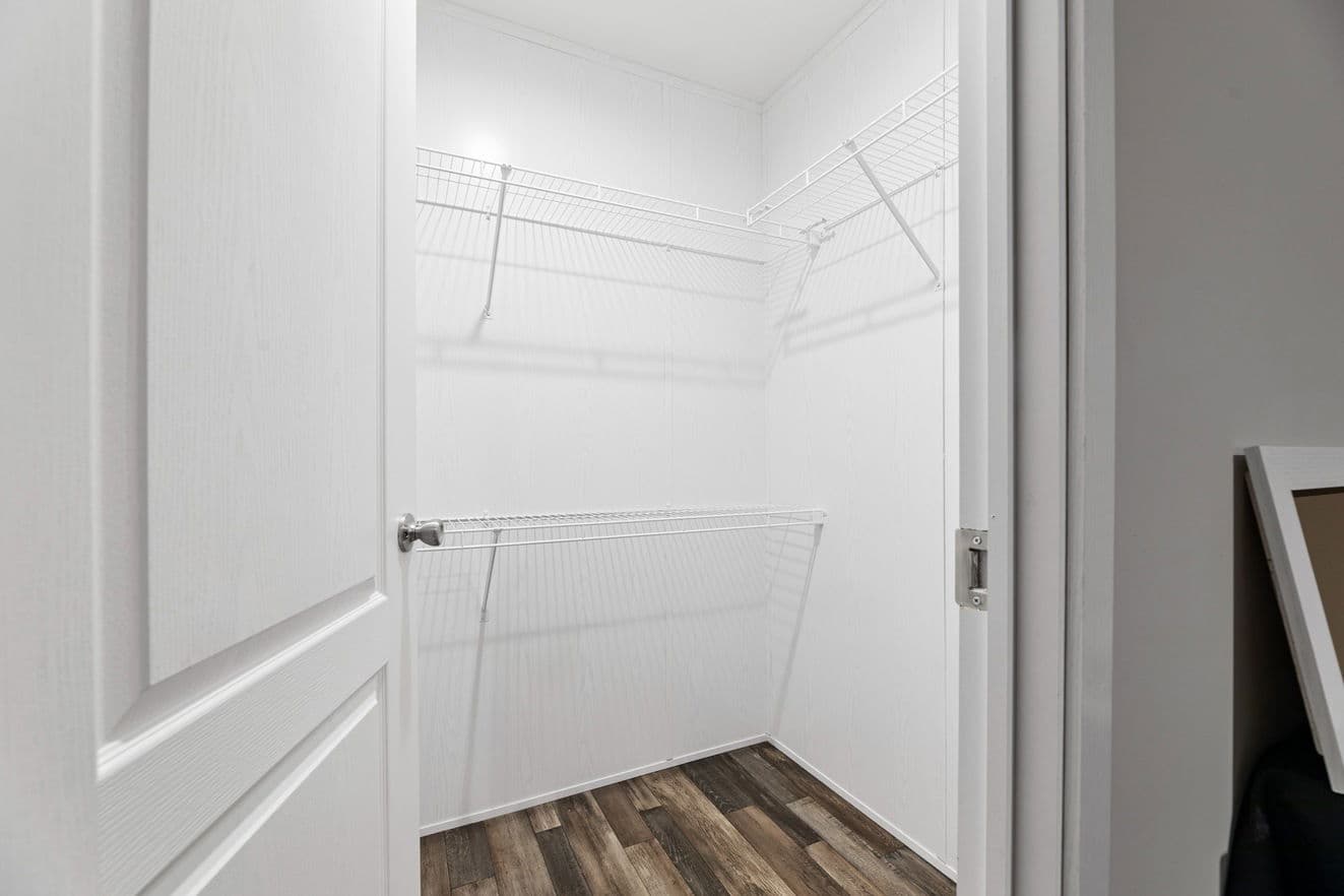 K2 32764p interior home features