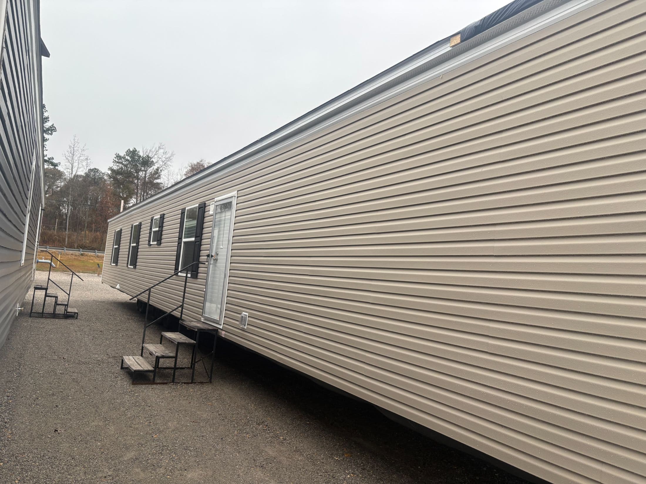 Aspen exterior and hero home features