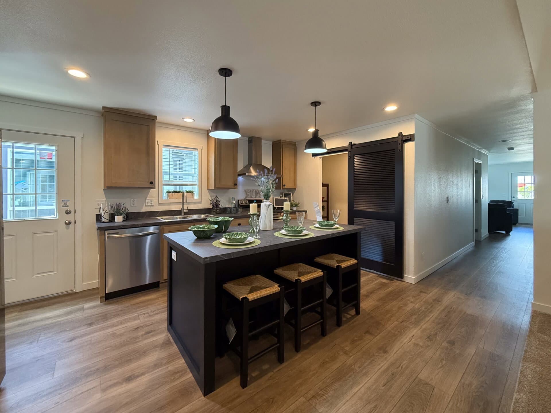 Rocket man  home features