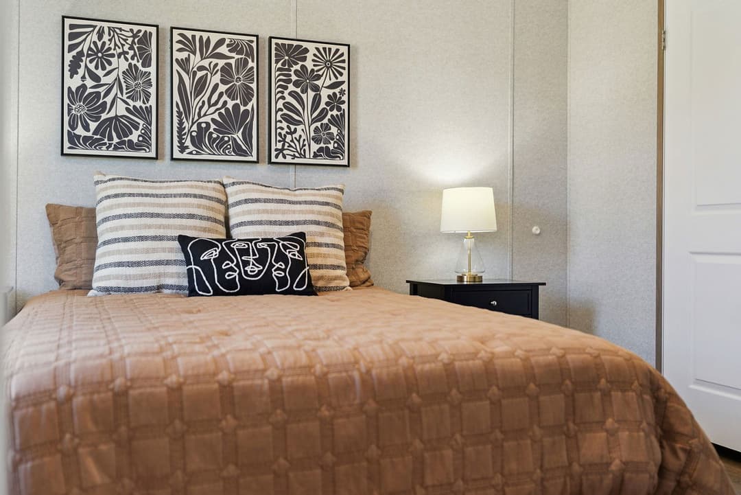 Pike bedroom home features
